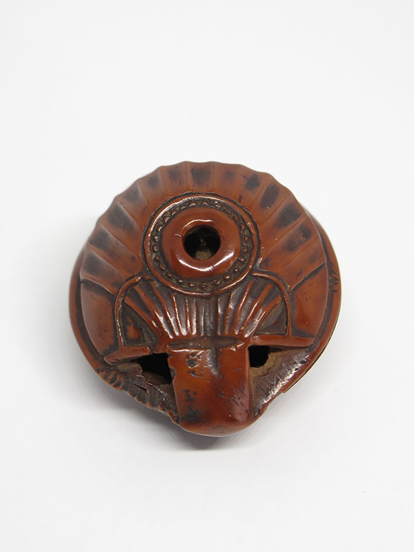 Gyokuzan kurumi mask netsuke